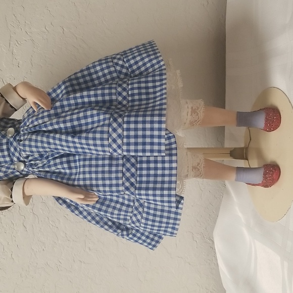 VINTAGE Franklin Heirloom 16" Dorothy Doll w/adjusting stand. No Toto & basket - Picture 2 of 7